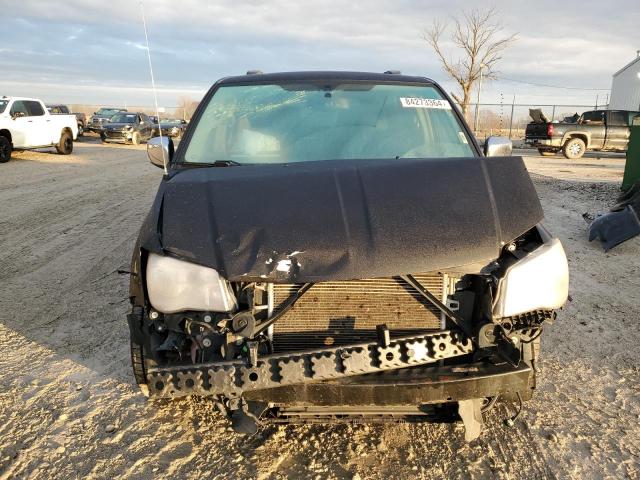 Photo 5 from auction – 2016 CHRYSLER TOWN & COU with VIN 2C4RC1CG3GR221444