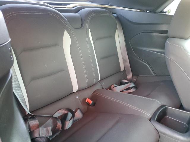 Photo 10 from auction – 2018 CHEVROLET CAMARO LT with VIN 1G1FB3DX5J0142822