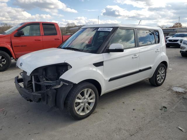 KIA SOUL + 2012 с VIN KNDJT2A67C7372828 - Снимка от търг