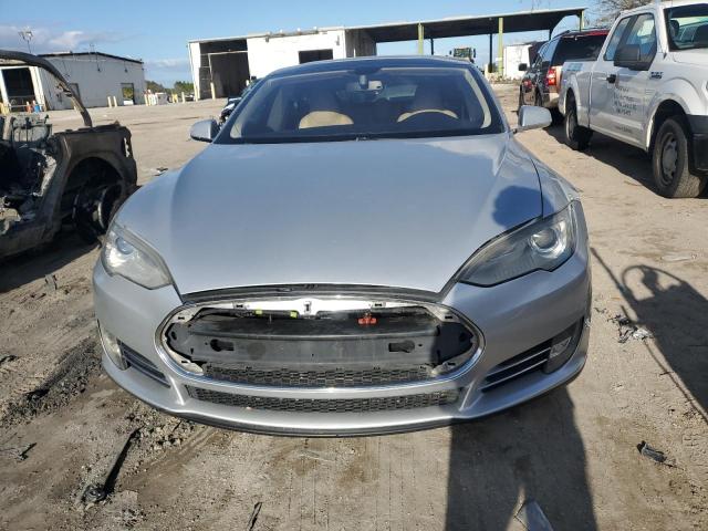 Photo 5 from auction – 2013 TESLA MODEL S with VIN 5YJSA1DP7DFP17795