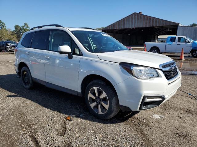 Photo 4 from auction – 2017 SUBARU FORESTER 2 with VIN JF2SJADC6HH567232