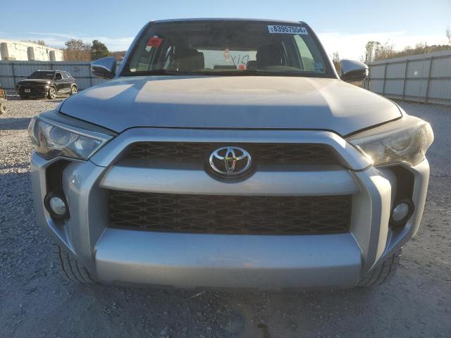 Photo 5 from auction – 2016 TOYOTA 4RUNNER SR with VIN JTEZU5JR8G5125777