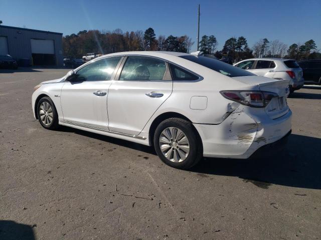 Photo 2 from auction – 2016 HYUNDAI SONATA HYB with VIN KMHE24L15GA019090