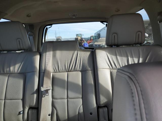 Фото 10 с аукциона – 2011 LINCOLN NAVIGATOR с VIN 5LMJJ2J57BEJ00148