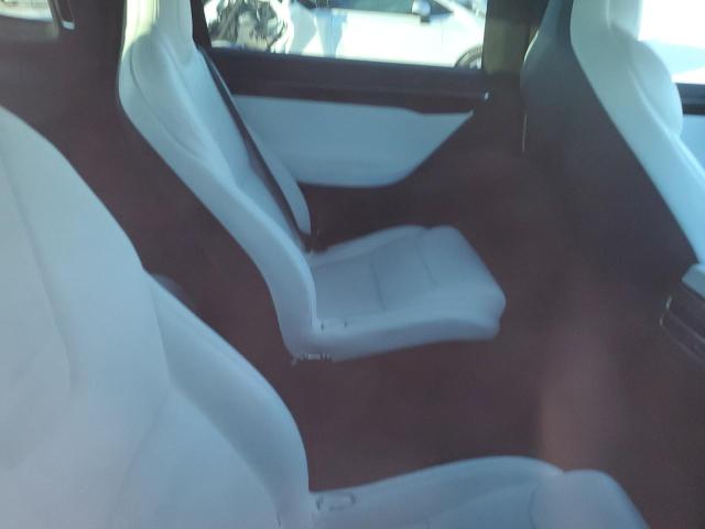 Photo 11 from auction – 2017 TESLA MODEL X with VIN 5YJXCBE22HF049774