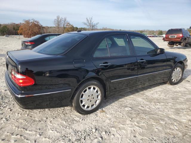 Foto 3 de la subasta – 2000 MERCEDES-BENZ E 320 con VIN WDBJF65J3YB076754