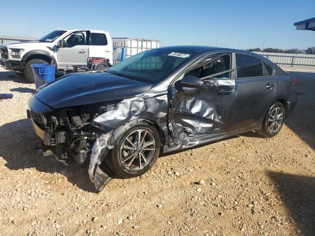 KIA FORTE FE 2022 with VIN 3KPF24AD6NE436444 - Photo from auction
