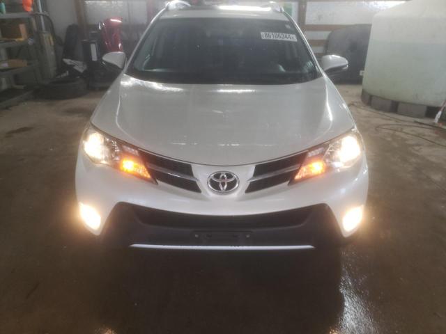 Photo 5 from auction – 2015 TOYOTA RAV4 LIMIT with VIN JTMDFREVXFD110869