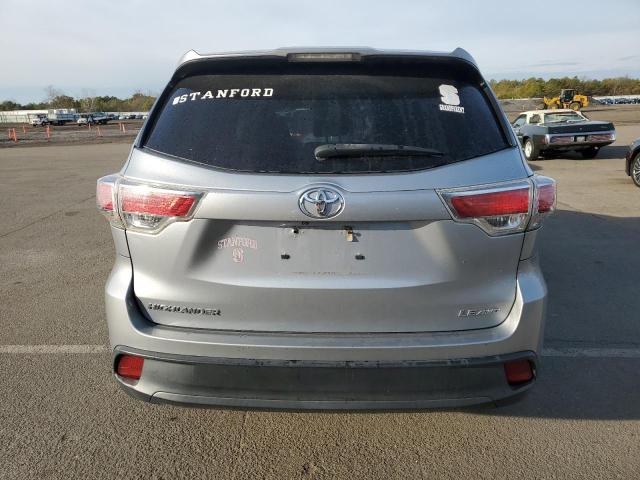 Photo 6 from auction – 2015 TOYOTA HIGHLANDER with VIN 5TDBKRFH2FS074532