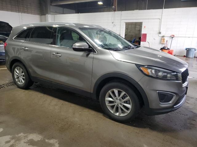 Photo 4 from auction – 2016 KIA SORENTO LX with VIN 5XYPG4A33GG149677