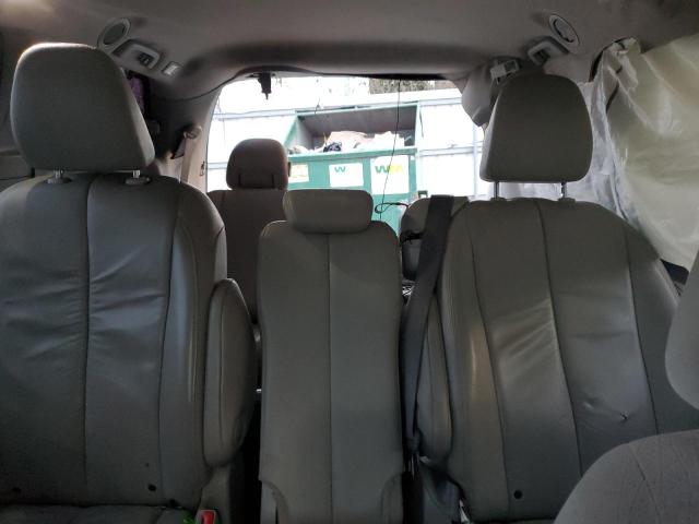 Photo 10 from auction – 2015 TOYOTA SIENNA LE with VIN 5TDJK3DC0FS111271