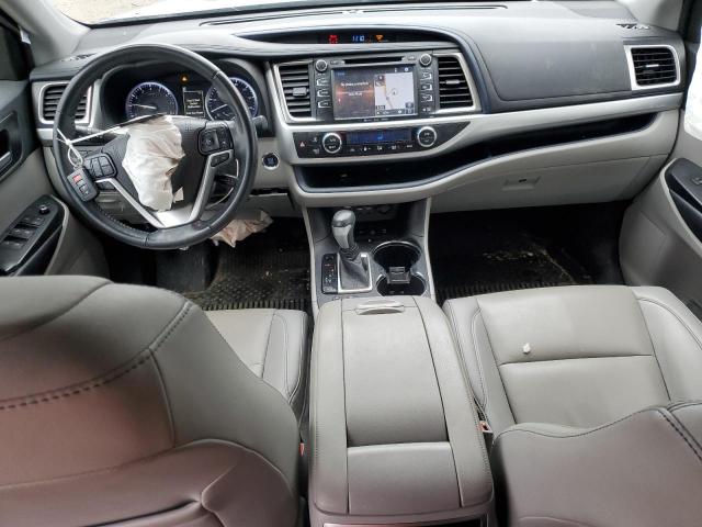 Photo 8 from auction – 2019 TOYOTA HIGHLANDER with VIN 5TDJZRFH1KS959127