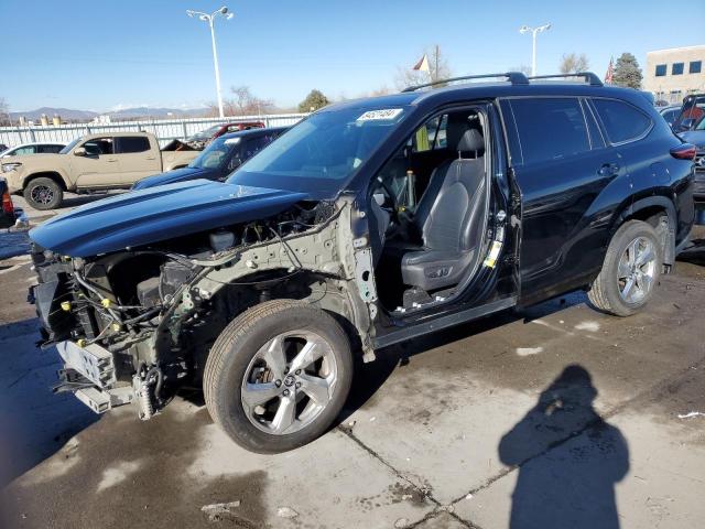 TOYOTA HIGHLANDER 2022 with VIN 5TDHZRBH9NS231855 - Photo from auction