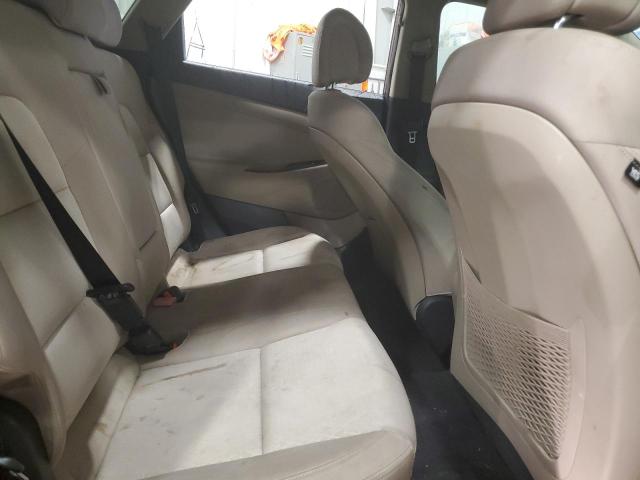 Photo 11 from auction – 2016 HYUNDAI TUCSON SE with VIN KM8J23A41GU179570