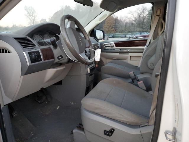 Photo 7 from auction – 2010 CHRYSLER TOWN & COU with VIN 2A4RR5DX4AR405927