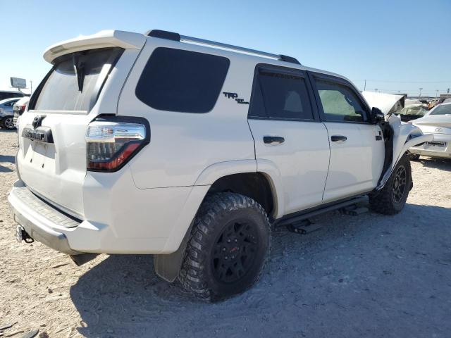 Photo 3 from auction – 2018 TOYOTA 4RUNNER SR with VIN JTEBU5JR1J5548550