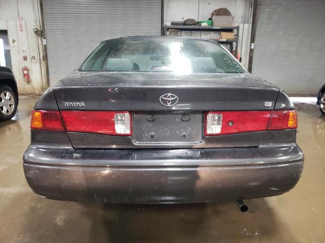 Photo 6 from auction – 2000 TOYOTA CAMRY CE with VIN 4T1BG28K9YU992211