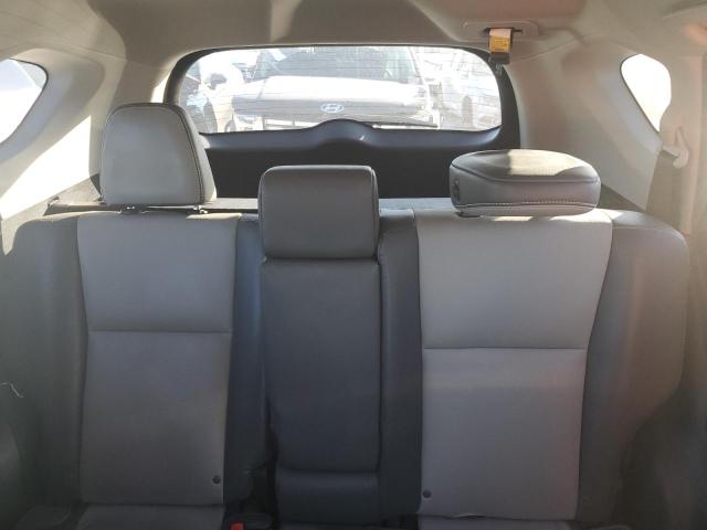 Photo 10 from auction – 2015 TOYOTA RAV4 LIMIT with VIN 2T3YFREV9FW137856