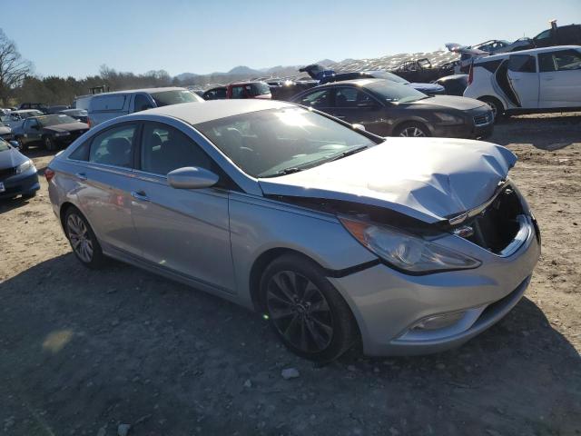 Photo 4 from auction – 2013 HYUNDAI SONATA SE with VIN 5NPEC4ABXDH522518