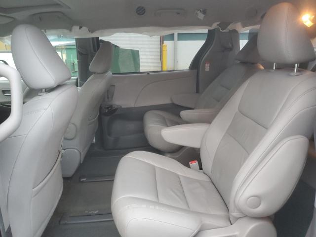 Photo 11 from auction – 2017 TOYOTA SIENNA XLE with VIN 5TDDZ3DC6HS182583