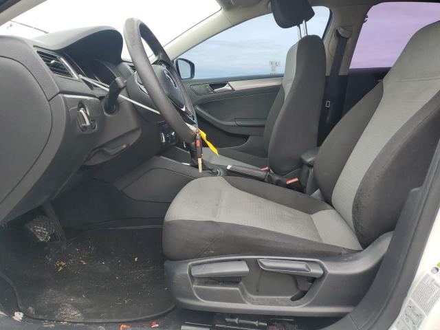 Photo 7 from auction – 2017 VOLKSWAGEN JETTA S with VIN 3VW2B7AJ5HM363211