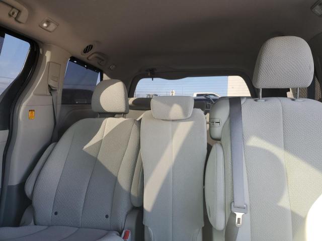 Photo 10 from auction – 2011 TOYOTA SIENNA LE with VIN 5TDKK3DCXBS047478
