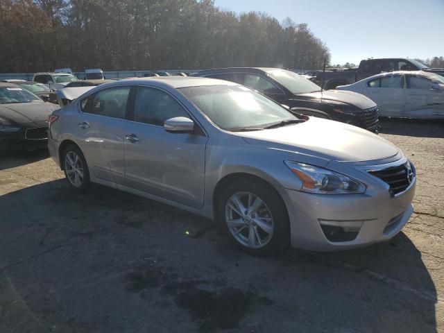 Photo 4 from auction – 2015 NISSAN ALTIMA 2.5 with VIN 1N4AL3AP3FC472344