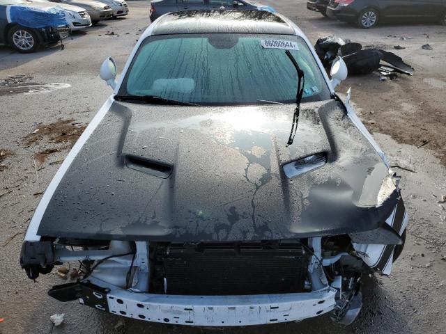 Photo 11 from auction – 2020 DODGE CHALLENGER with VIN 2C3CDZBT8LH227048