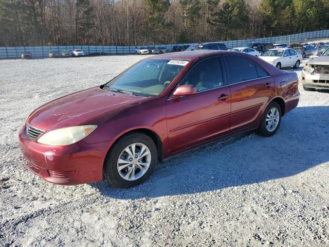 TOYOTA CAMRY LE 2005 with VIN 4T1BF30K15U103417 - Photo from auction