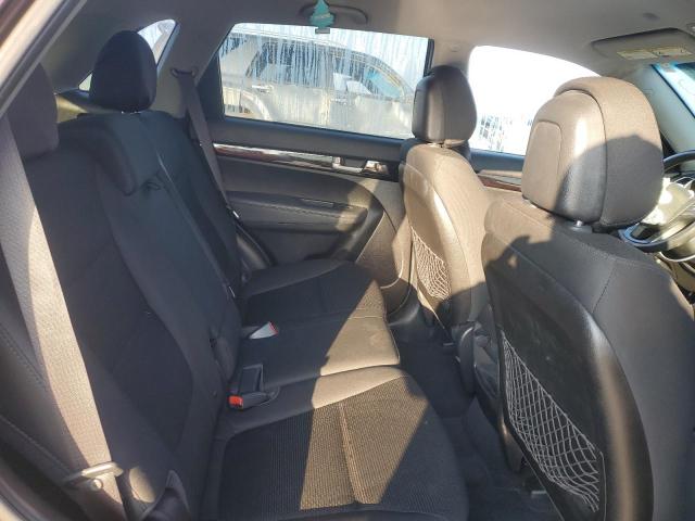 Photo 11 from auction – 2015 KIA SORENTO LX with VIN 5XYKT3A68FG631201