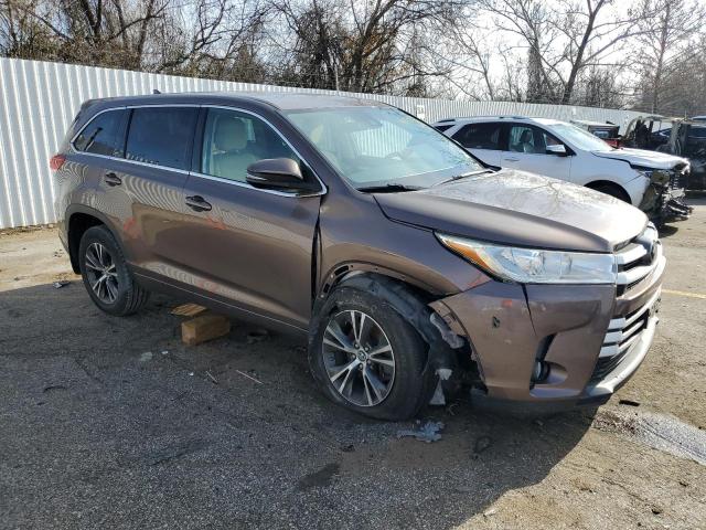 Photo 4 from auction – 2018 TOYOTA HIGHLANDER with VIN 5TDBZRFH3JS499410