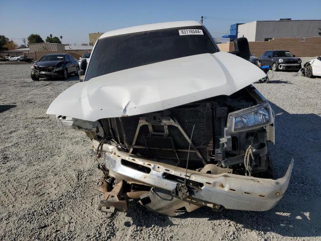 Photo 5 from auction – 2003 CHEVROLET SILVERADO with VIN 1GCHK29UX3E299339