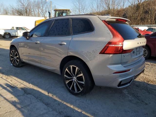 Photo 2 from auction – 2023 VOLVO XC60 PLUS with VIN YV4L12RW1P1194570