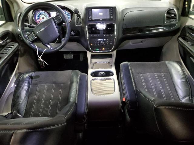Photo 8 from auction – 2014 CHRYSLER TOWN & COU with VIN 2C4RC1CGXER277393