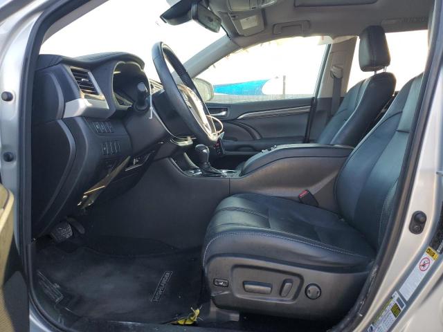 Photo 7 from auction – 2018 TOYOTA HIGHLANDER with VIN 5TDKZRFH5JS533413