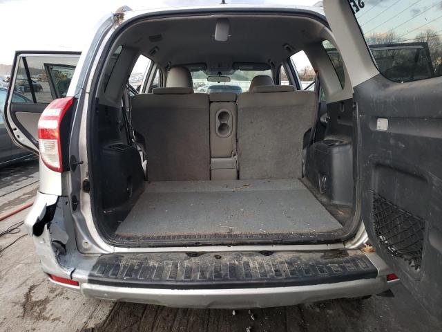 Photo 13 from auction – 2010 TOYOTA RAV4 with VIN 2T3BF4DV0AW050799