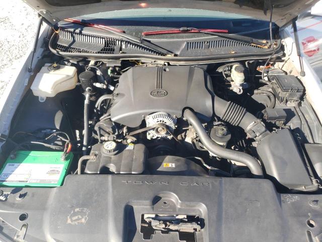 Photo 11 from auction – 2001 LINCOLN TOWN CAR E with VIN 1LNHM81W01Y655573