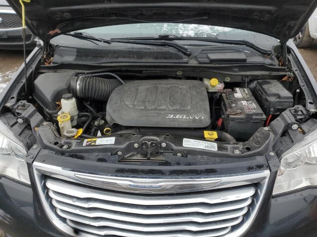 Photo 11 from auction – 2016 CHRYSLER TOWN & COU with VIN 2C4RC1CG9GR285715