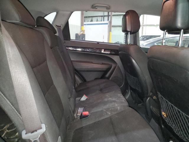 Photo 11 from auction – 2015 KIA SORENTO LX with VIN 5XYKT3A60FG569227