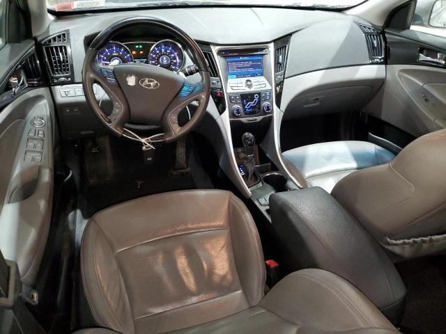 Photo 8 from auction – 2011 HYUNDAI SONATA SE with VIN 5NPEC4AB4BH186989