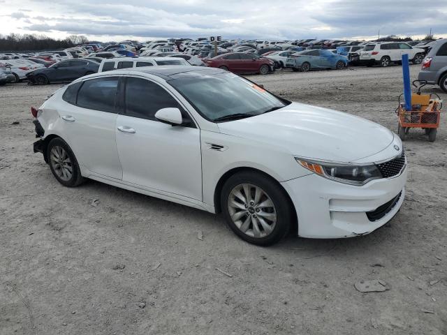 Photo 4 from auction – 2016 KIA OPTIMA EX with VIN 5XXGU4L33GG098000
