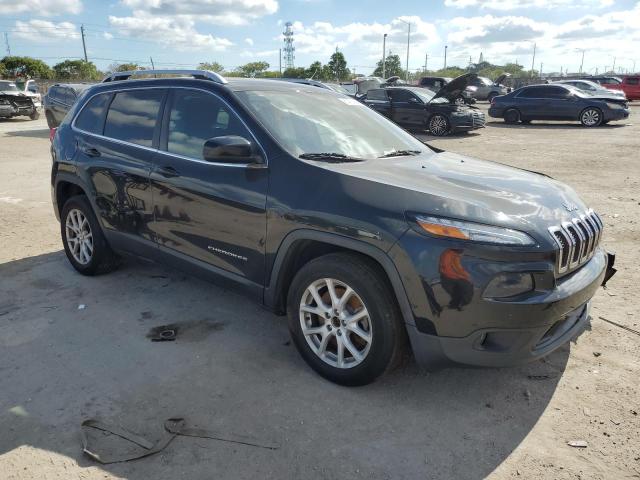 Photo 4 from auction – 2016 JEEP CHEROKEE L with VIN 1C4PJLCB0GW319884