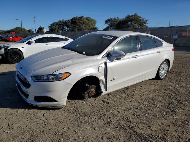 FORD FUSION SE 2016 with VIN 3FA6P0PU8GR123110 - Photo from auction