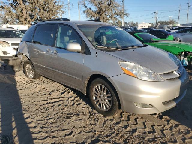 Photo 4 from auction – 2010 TOYOTA SIENNA XLE with VIN 5TDYK4CCXAS343570