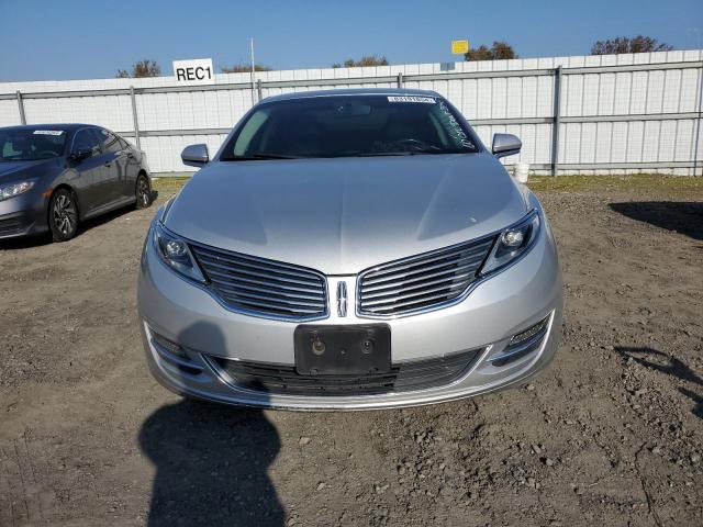 Photo 5 from auction – 2016 LINCOLN MKZ HYBRID with VIN 3LN6L2LU0GR630554