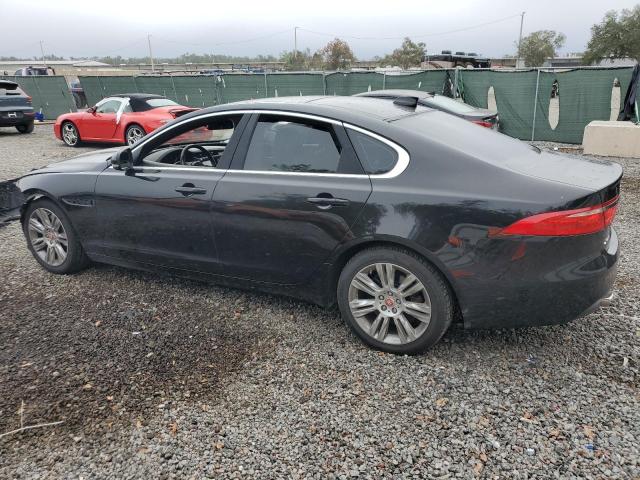 Photo 2 from auction – 2017 JAGUAR XF PREMIUM with VIN SAJBD4BVXHCY35547