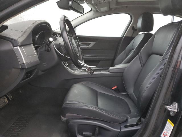 Photo 7 from auction – 2018 JAGUAR XF with VIN SAJBR4FX9JCY69711