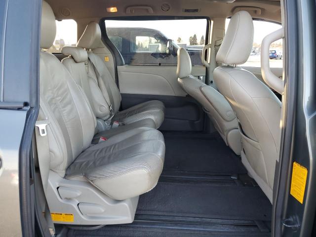Photo 11 from auction – 2012 TOYOTA SIENNA XLE with VIN 5TDYK3DC3CS197895