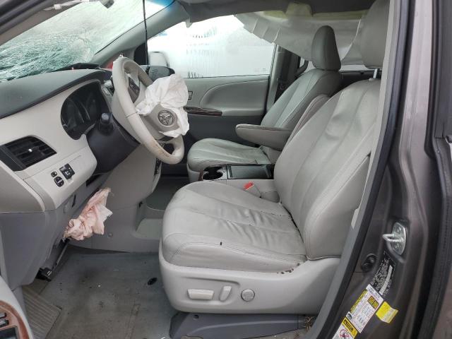 Photo 7 from auction – 2013 TOYOTA SIENNA XLE with VIN 5TDYK3DC8DS382140