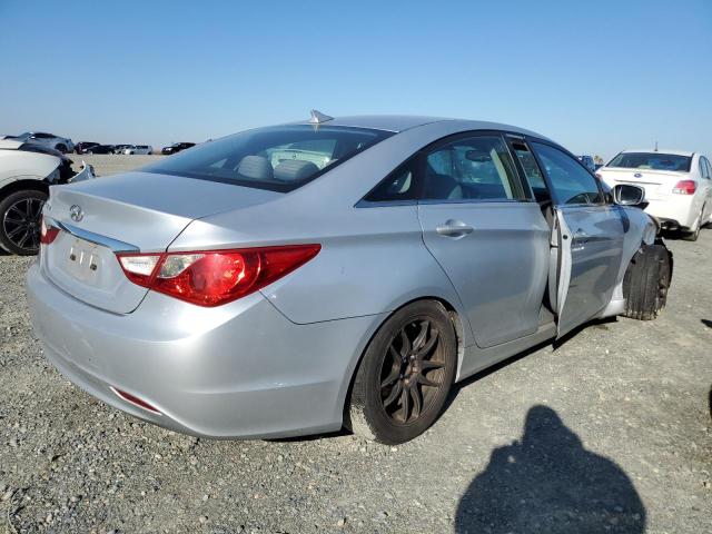 Photo 3 from auction – 2012 HYUNDAI SONATA GLS with VIN 5NPEB4AC5CH356046